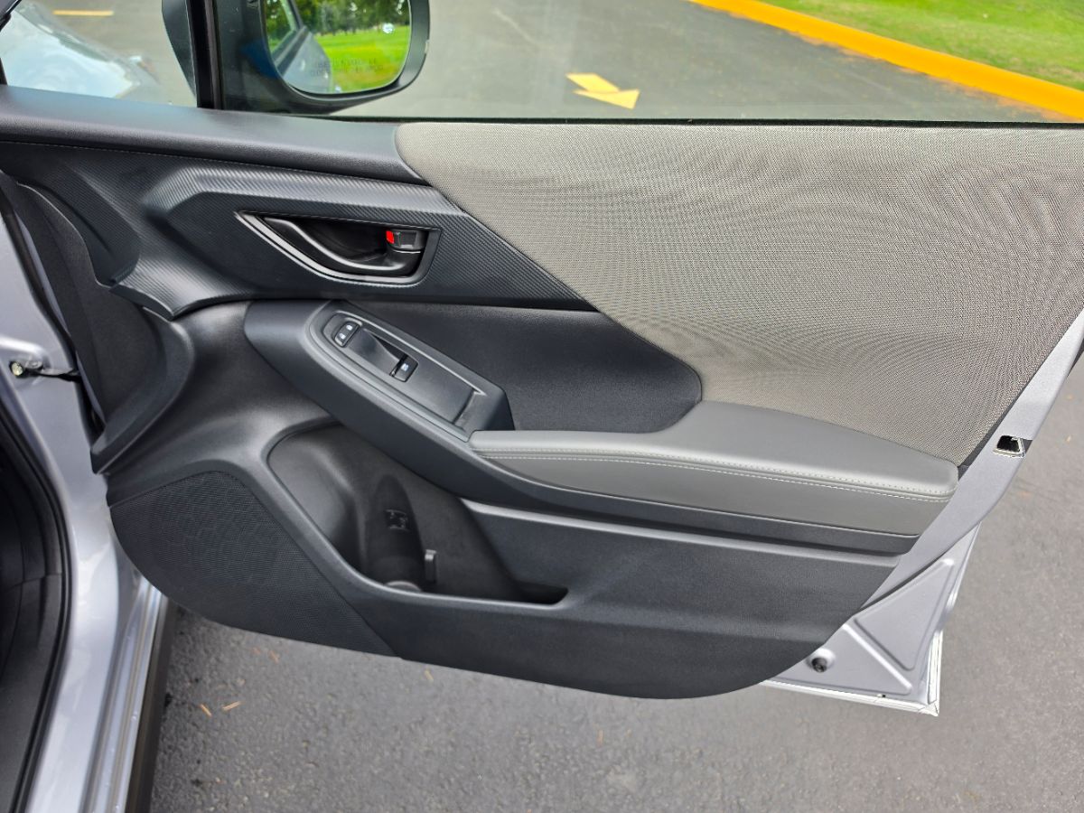 Subaru Crosstrek photo 16