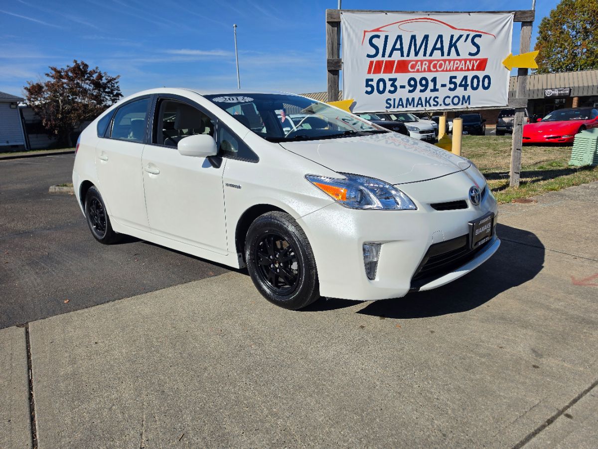 Photo 3 of this Toyota Prius