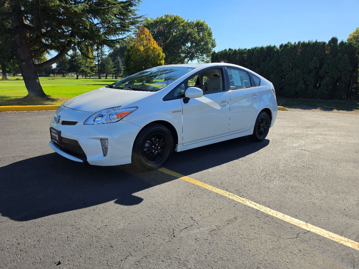 Photo 4 of this Toyota Prius