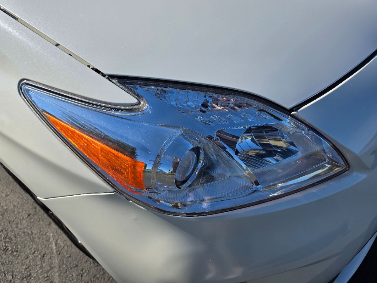 Photo 6 of this Toyota Prius