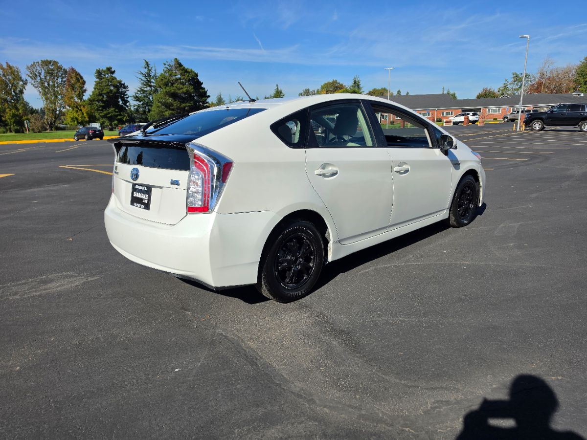 Photo 20 of this Toyota Prius