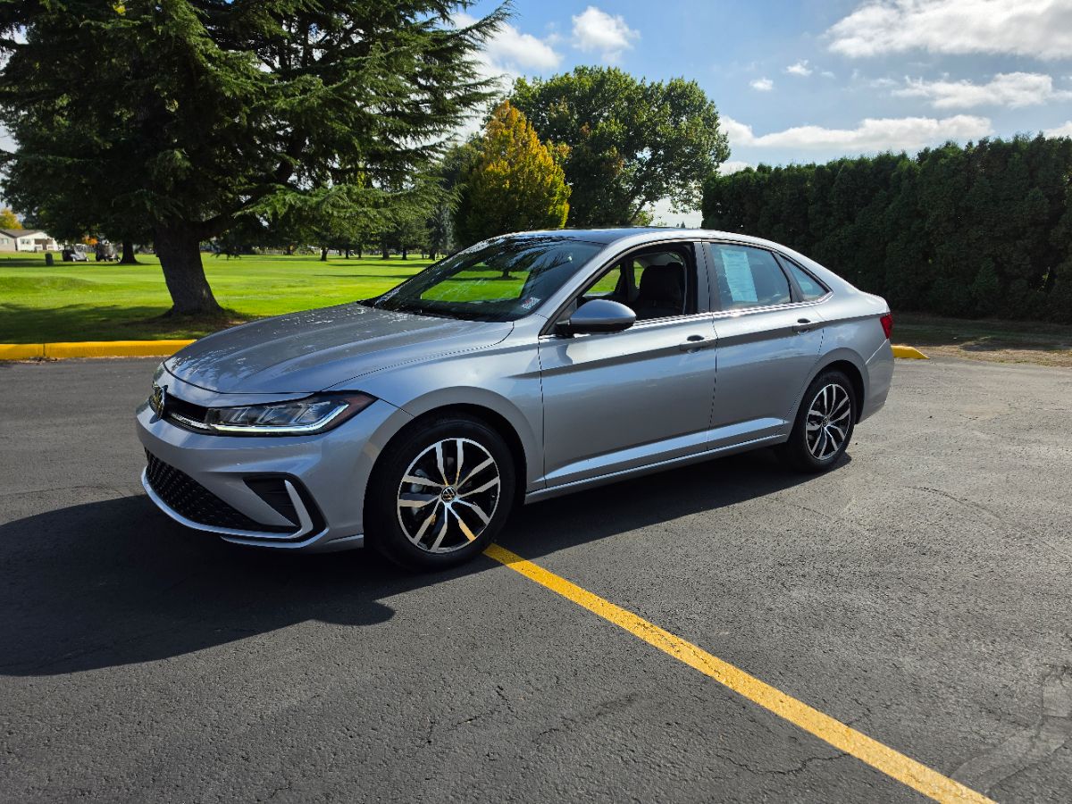 Volkswagen Jetta photo 4