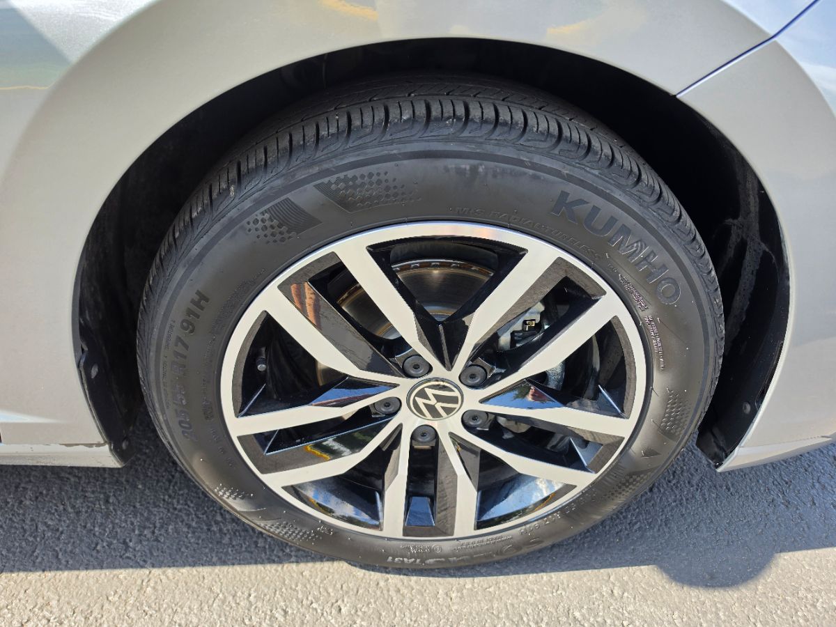 Volkswagen Jetta photo 8