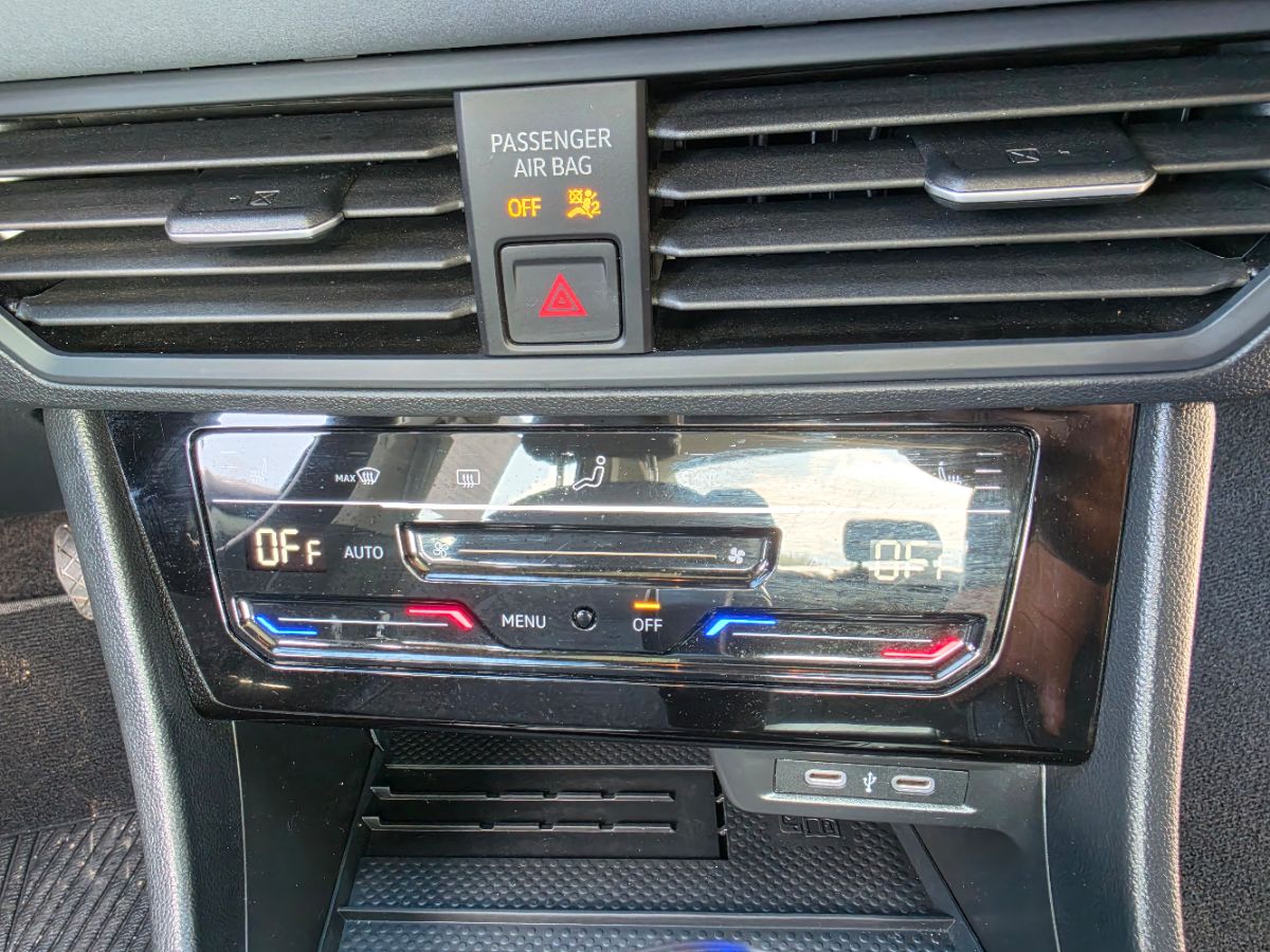 Volkswagen Jetta photo 11