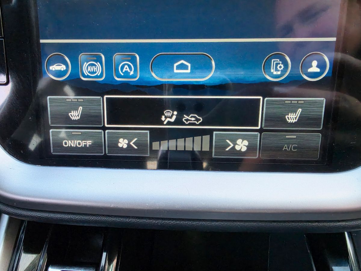 2023 Subaru Outback Premium - Photo 11