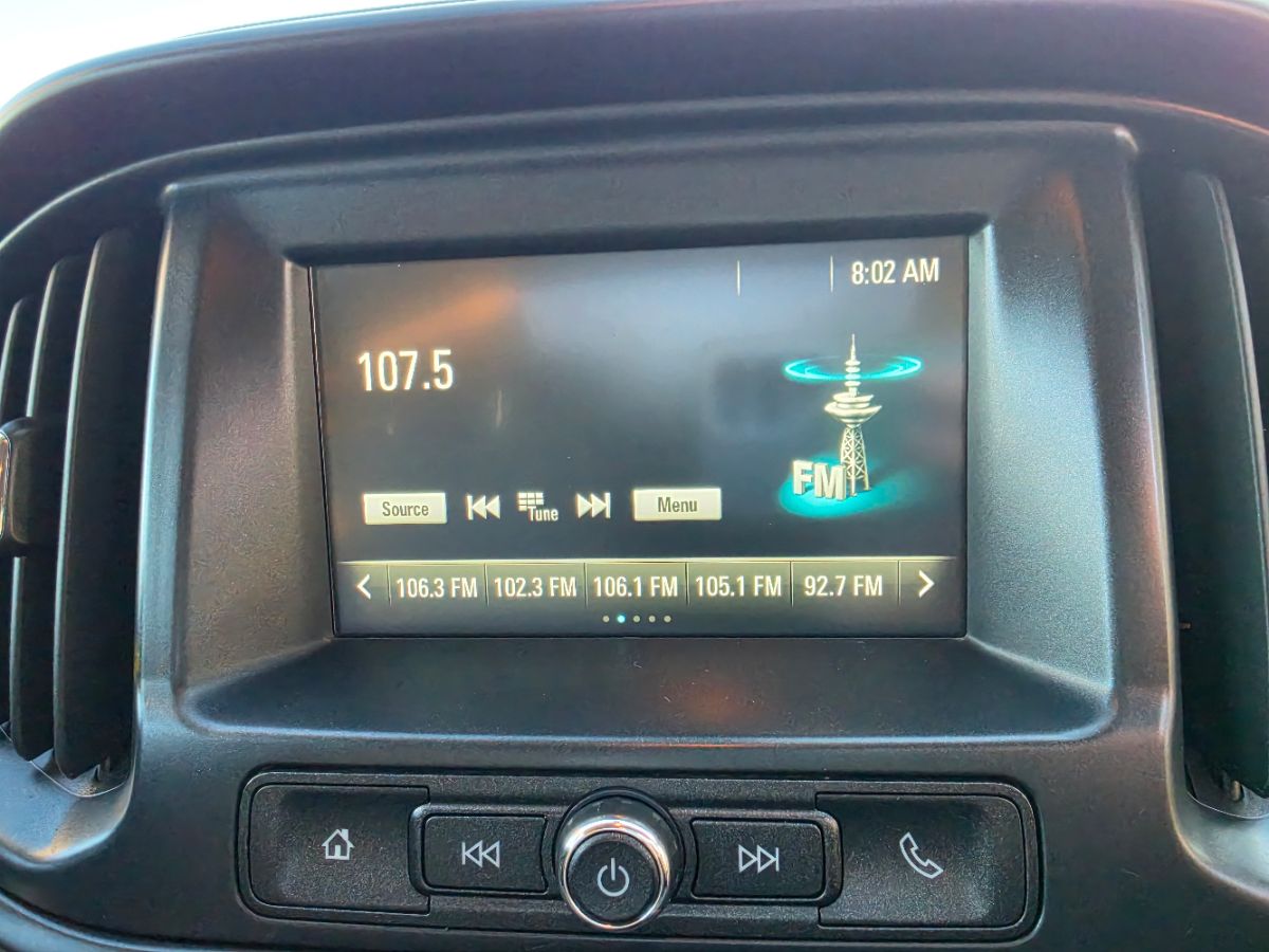 Photo 10 of this Chevrolet Colorado