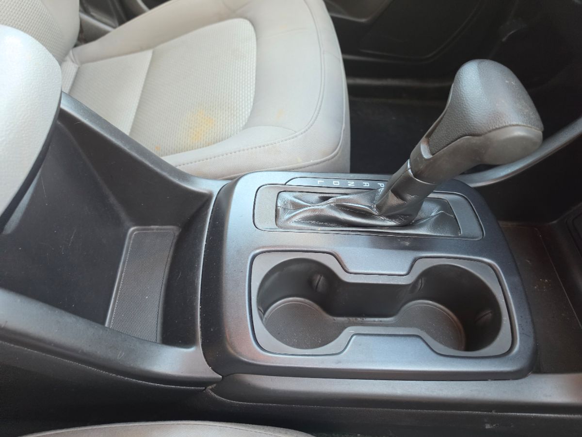 Photo 13 of this Chevrolet Colorado