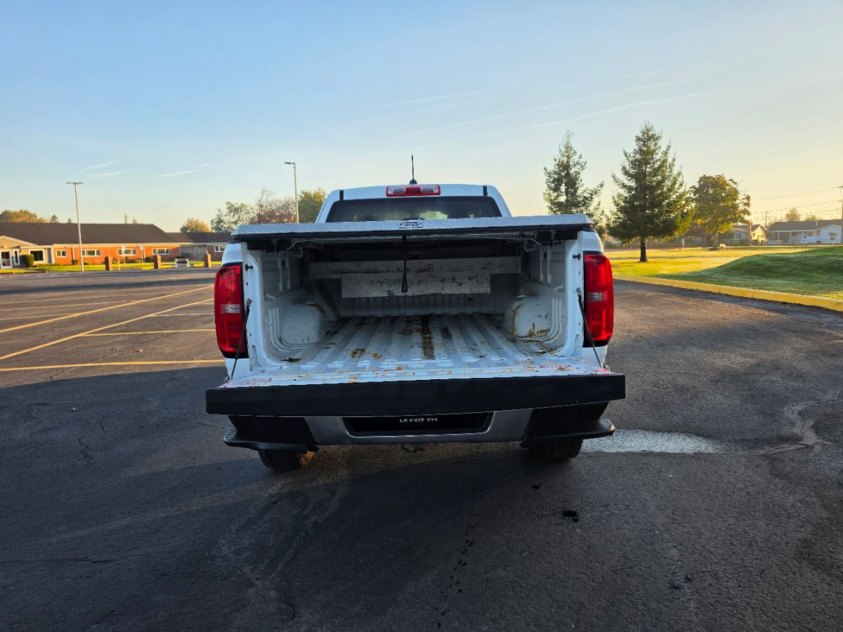 Photo 22 of this Chevrolet Colorado