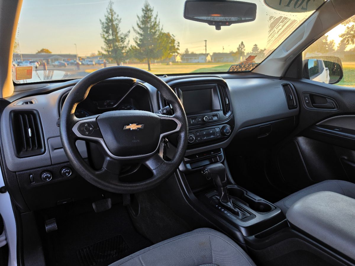 Photo 29 of this Chevrolet Colorado