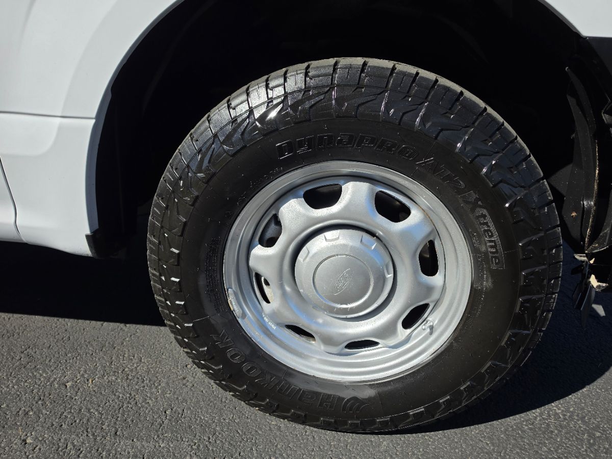 Ford F-150 photo 8