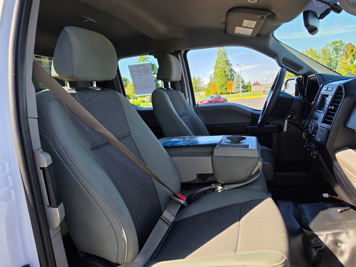 Ford F-150 photo 9