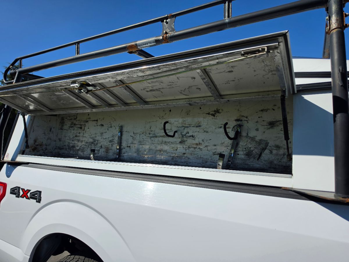 Ford F-150 photo 17