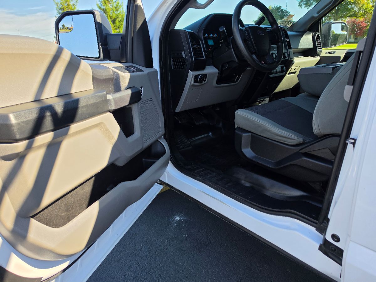 Ford F-150 photo 30