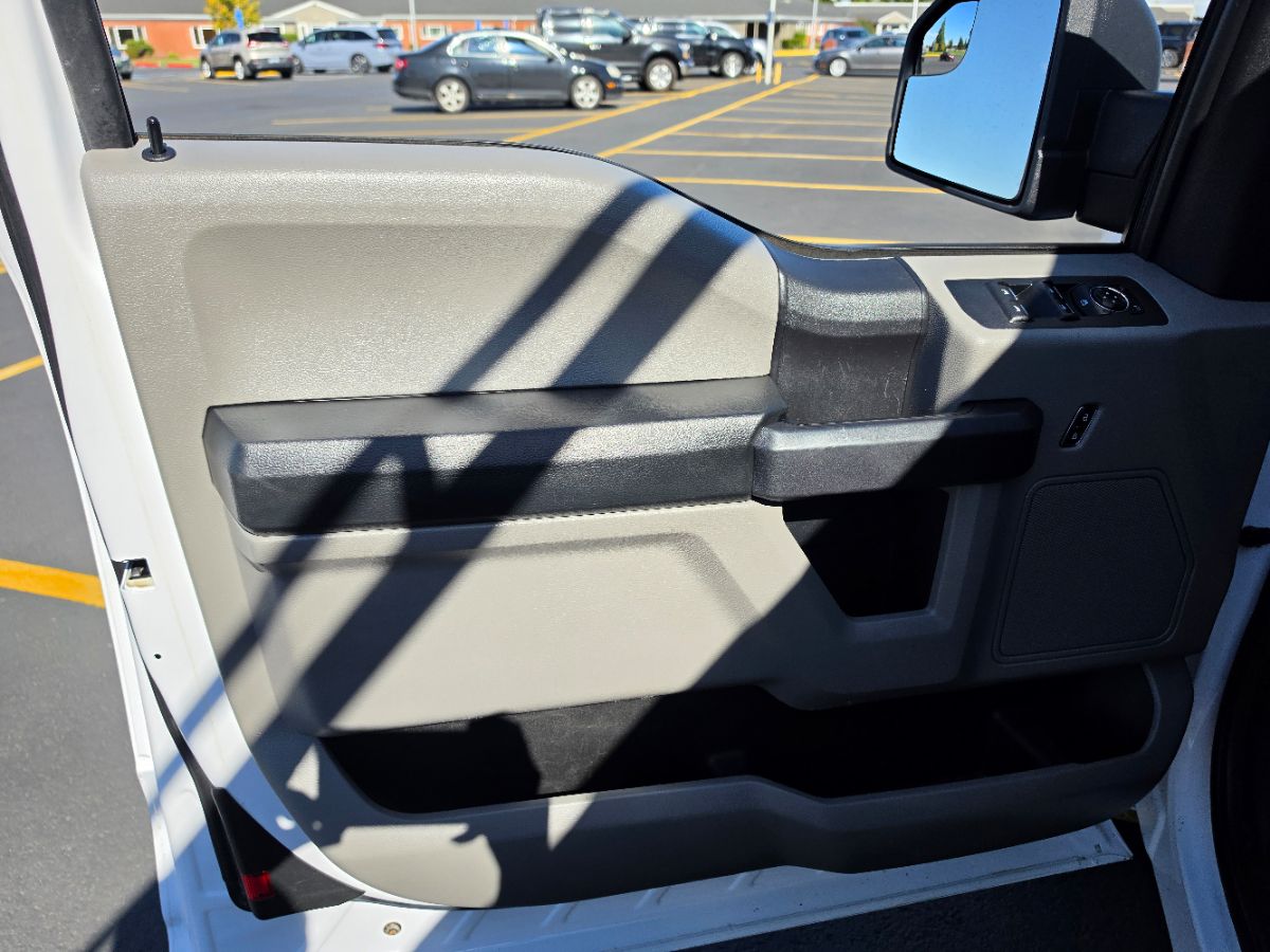 Ford F-150 photo 31