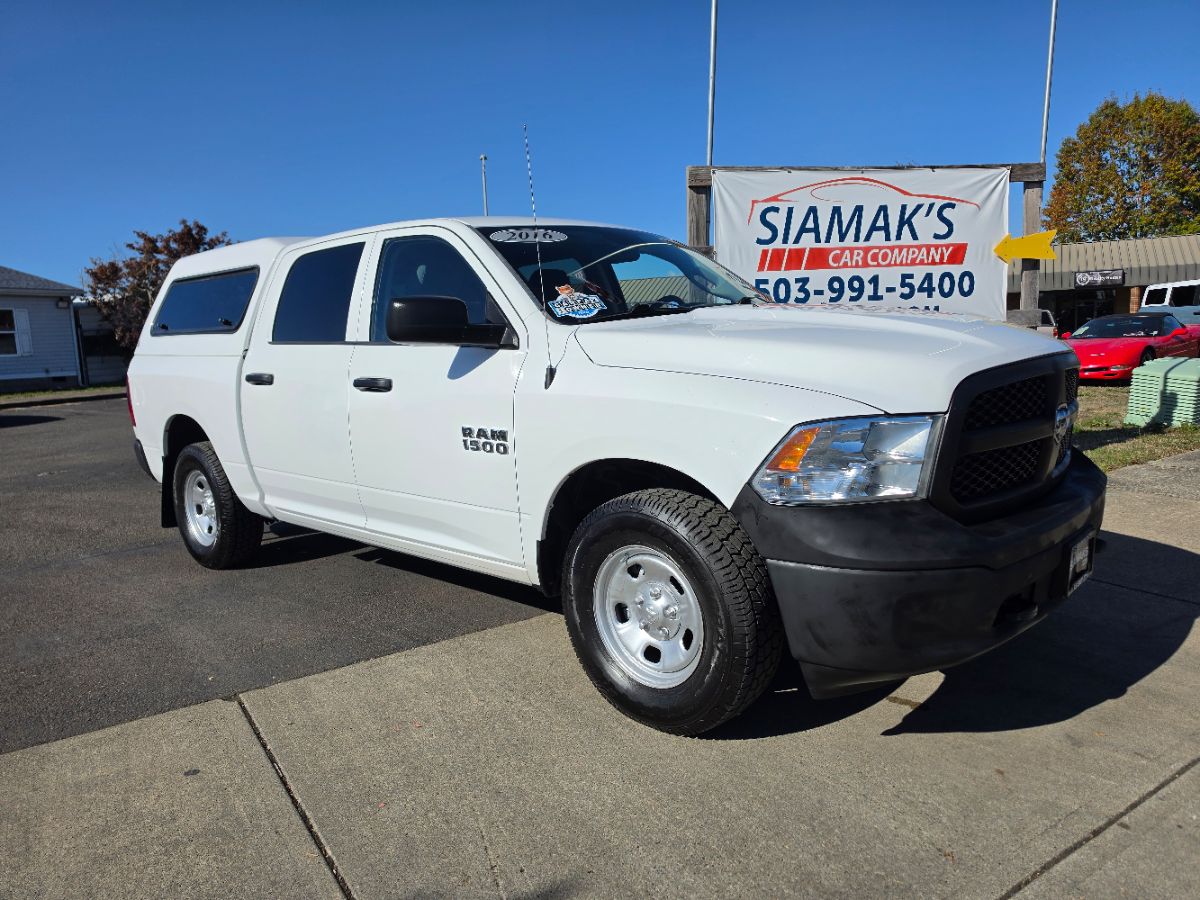 Photo 3 of this Ram 1500