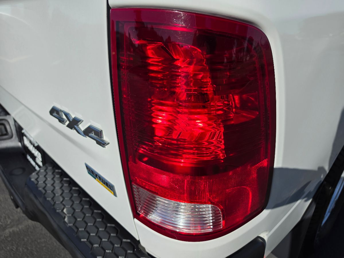 Photo 17 of this Ram 1500