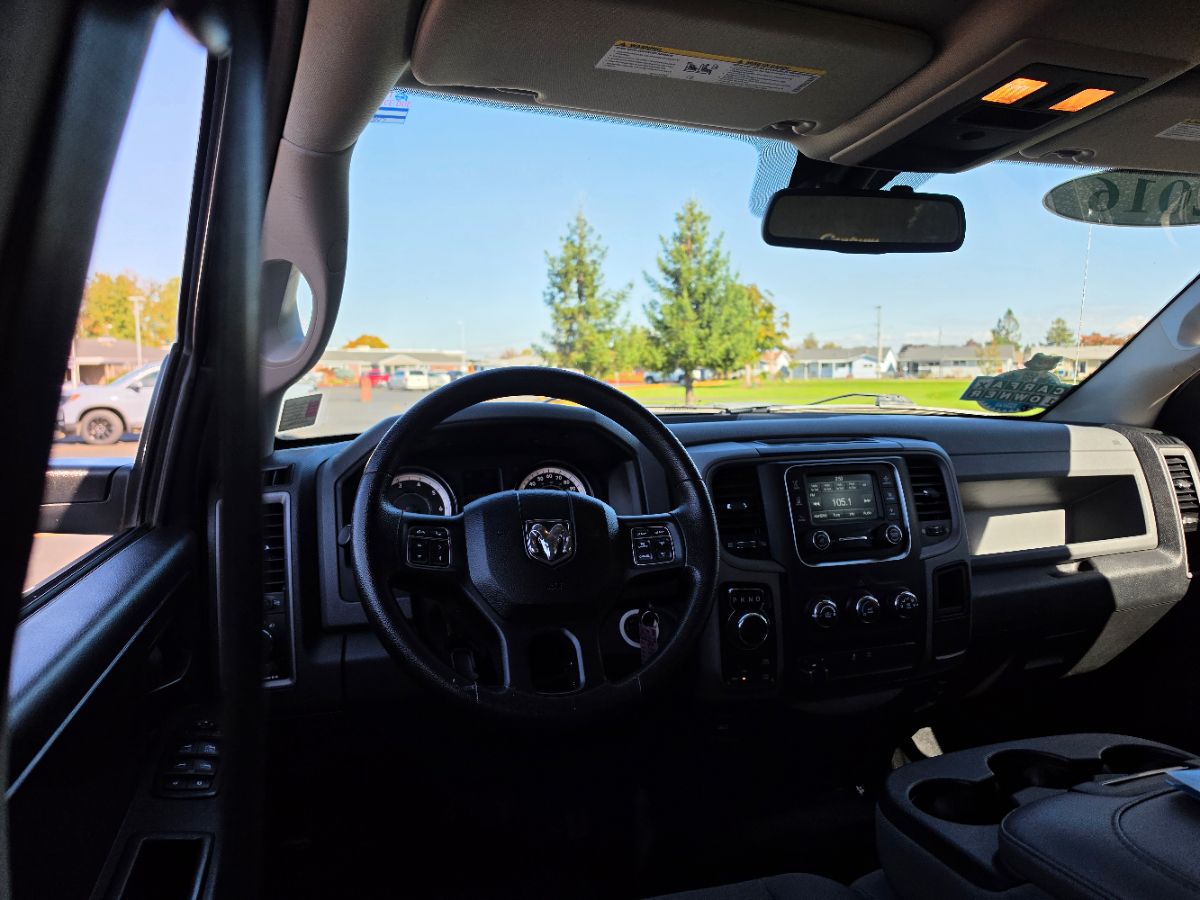 Photo 25 of this Ram 1500