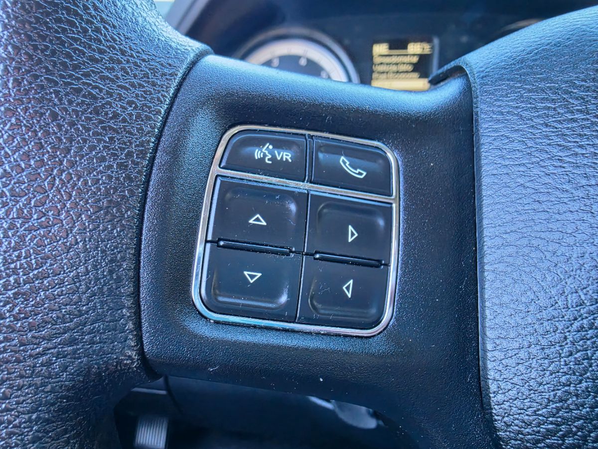 Photo 30 of this Ram 1500