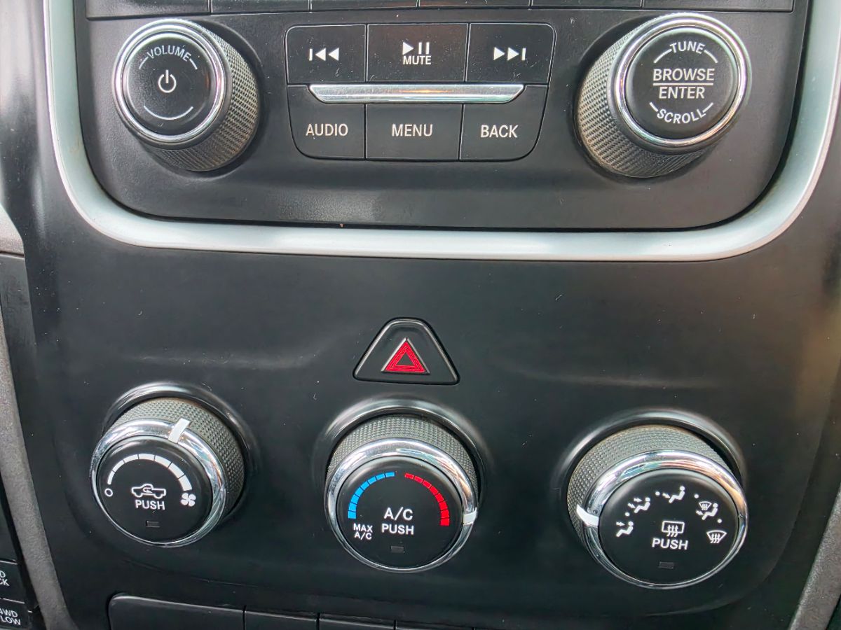 Photo 11 of this Ram 1500
