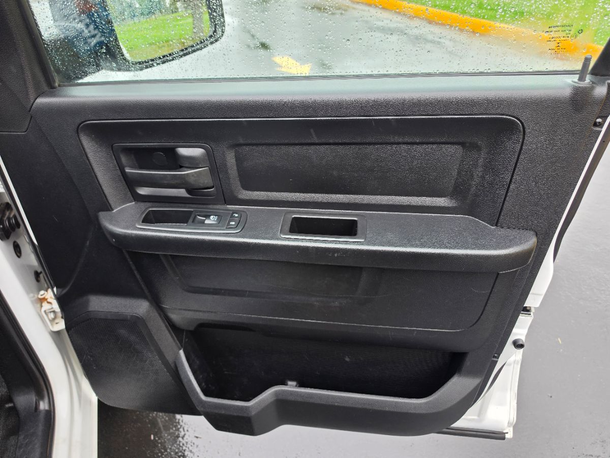 Photo 14 of this Ram 1500
