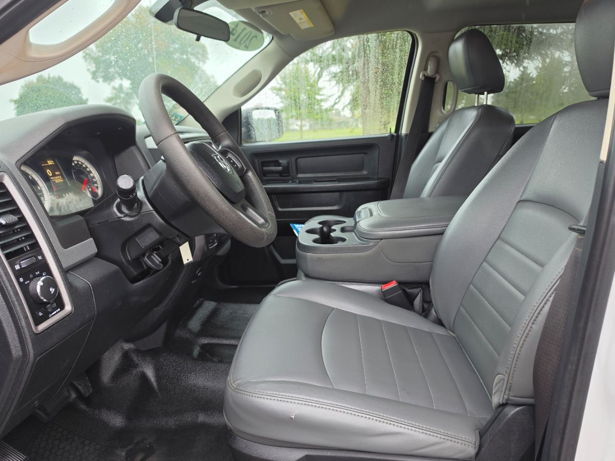 Photo 28 of this Ram 1500