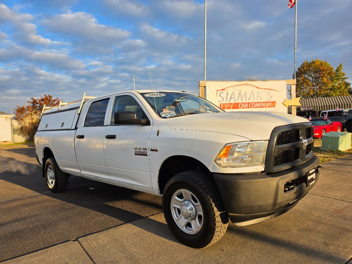 Photo 3 of this Ram 2500
