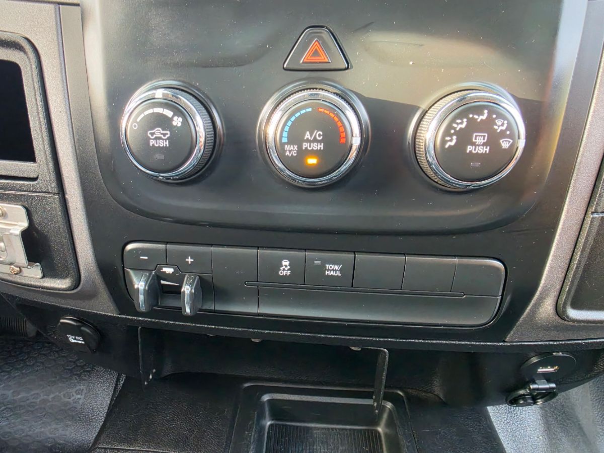 Photo 12 of this Ram 3500