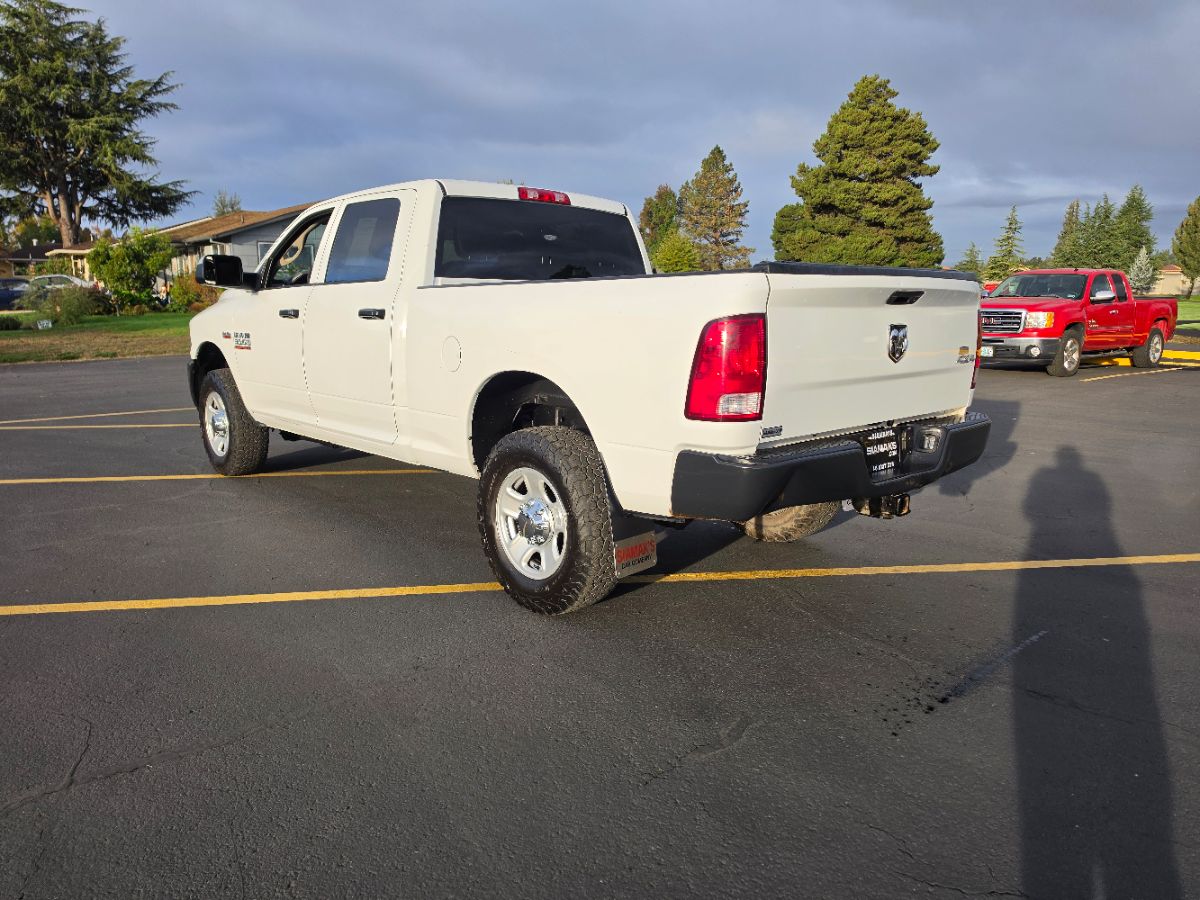 Photo 22 of this Ram 3500