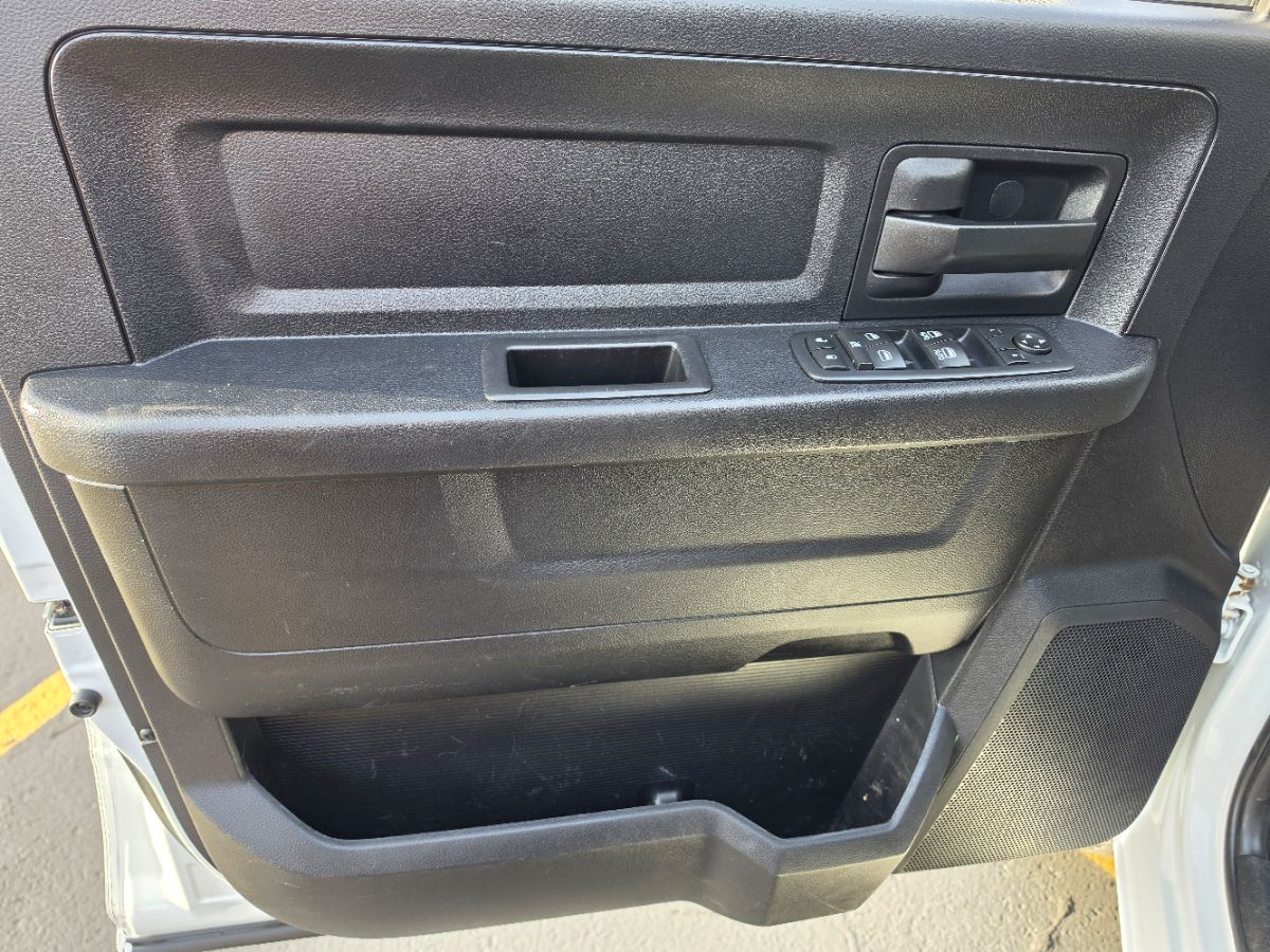 Photo 27 of this Ram 3500