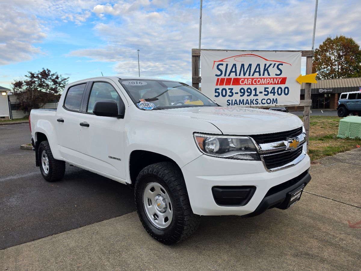 Photo 3 of this Chevrolet Colorado
