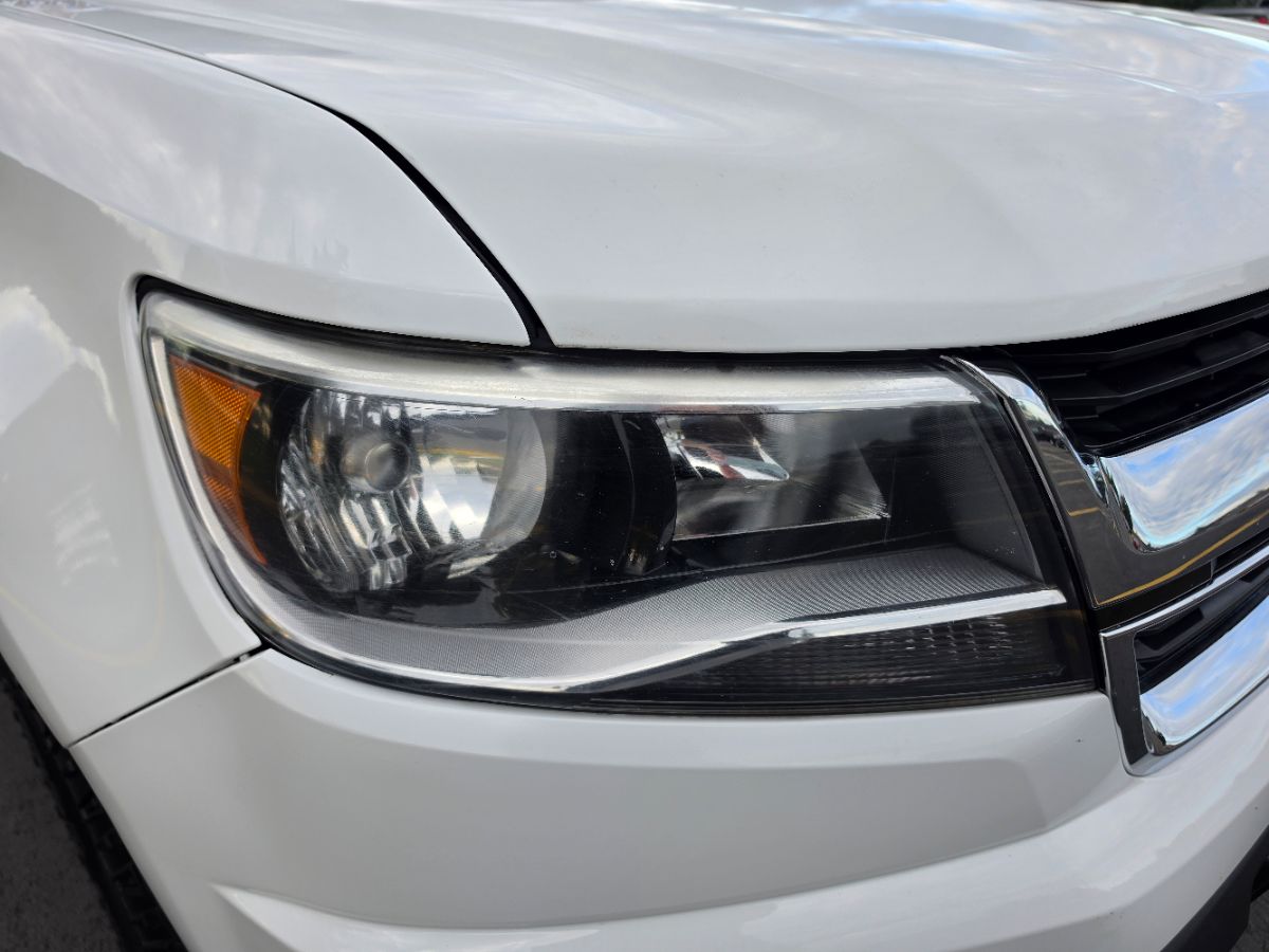 Photo 6 of this Chevrolet Colorado
