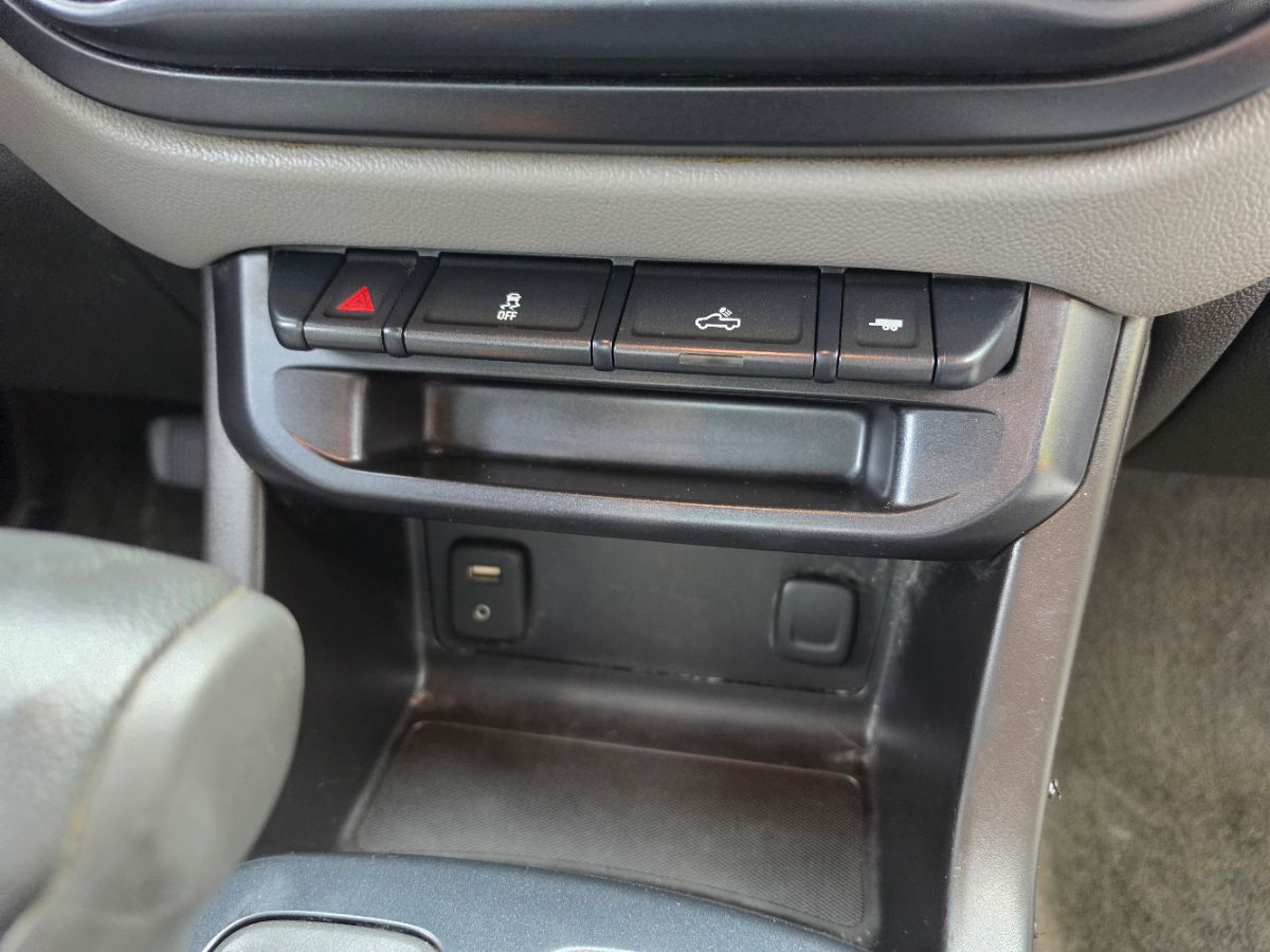 Photo 13 of this Chevrolet Colorado