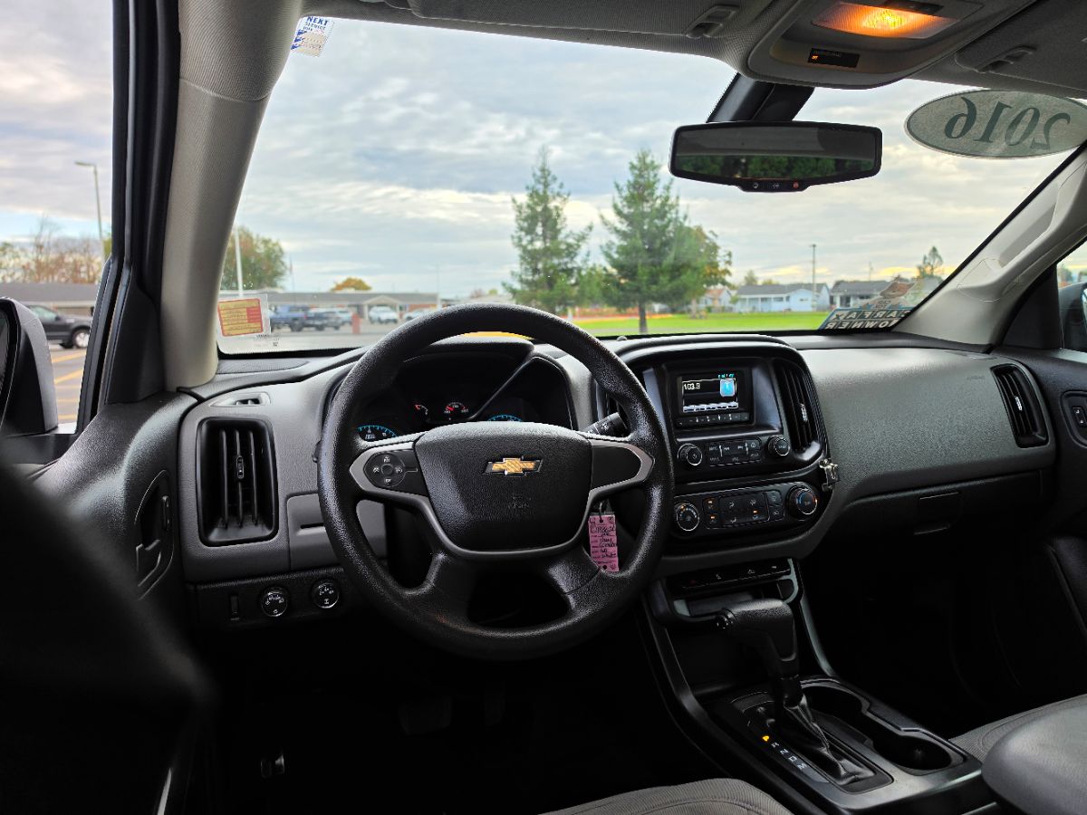 Photo 28 of this Chevrolet Colorado