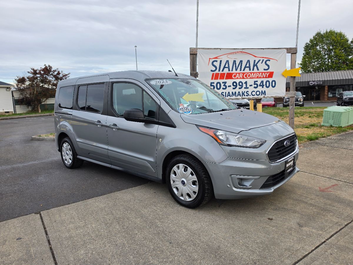 Ford Transit Connect photo 3