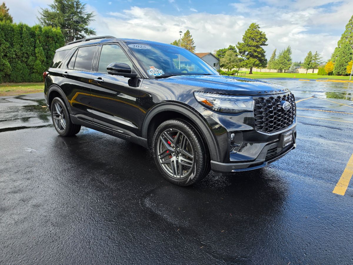 Ford Explorer photo 7