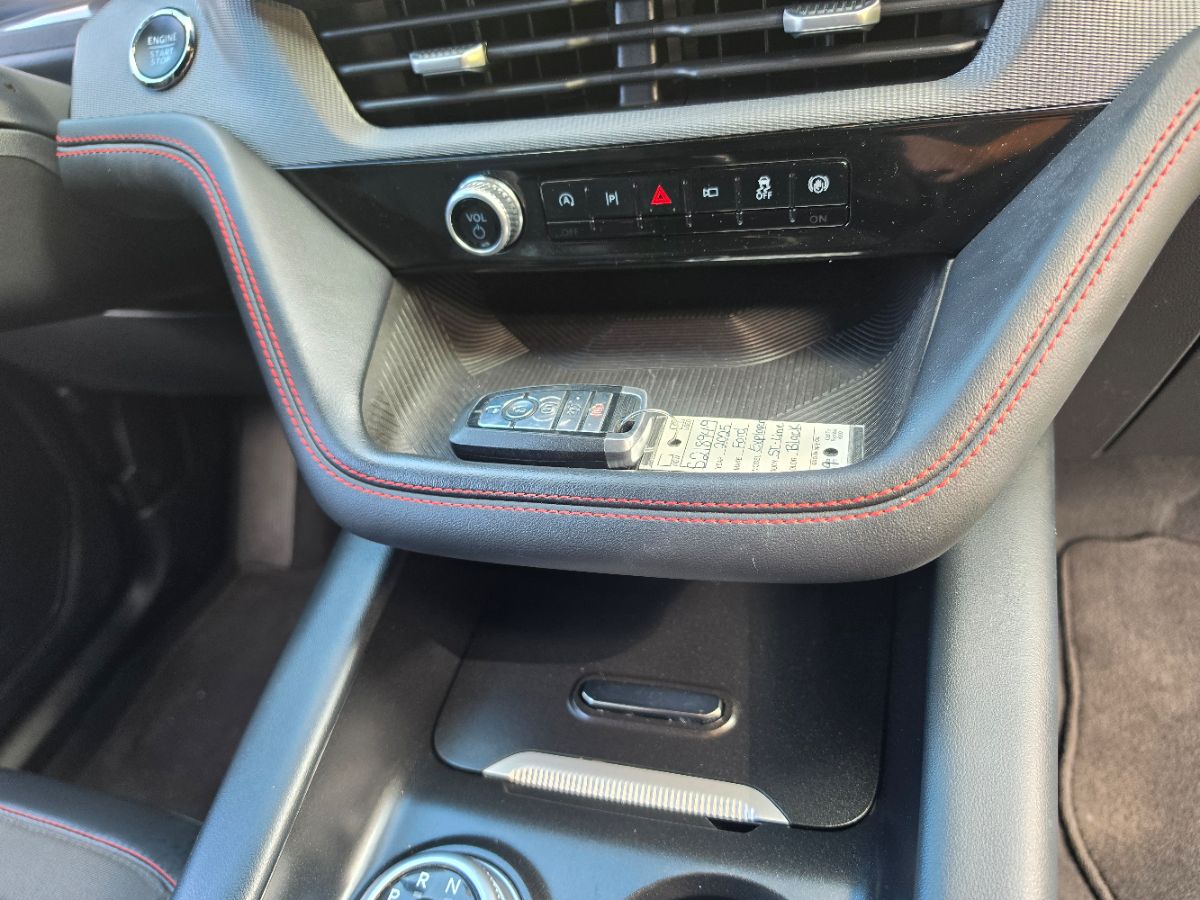 Ford Explorer photo 13