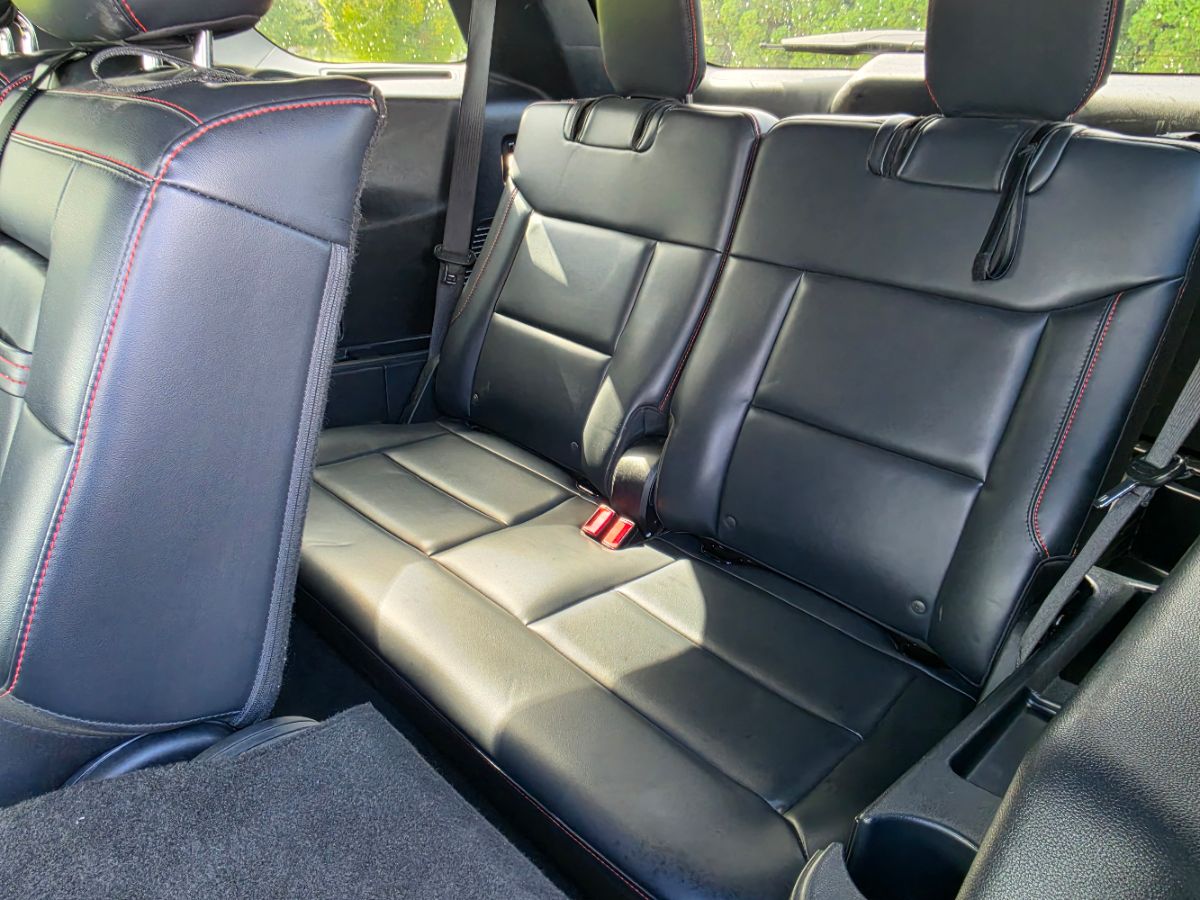 Ford Explorer photo 28