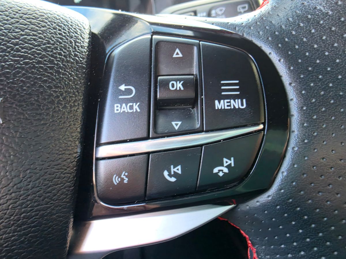 Ford Explorer photo 36