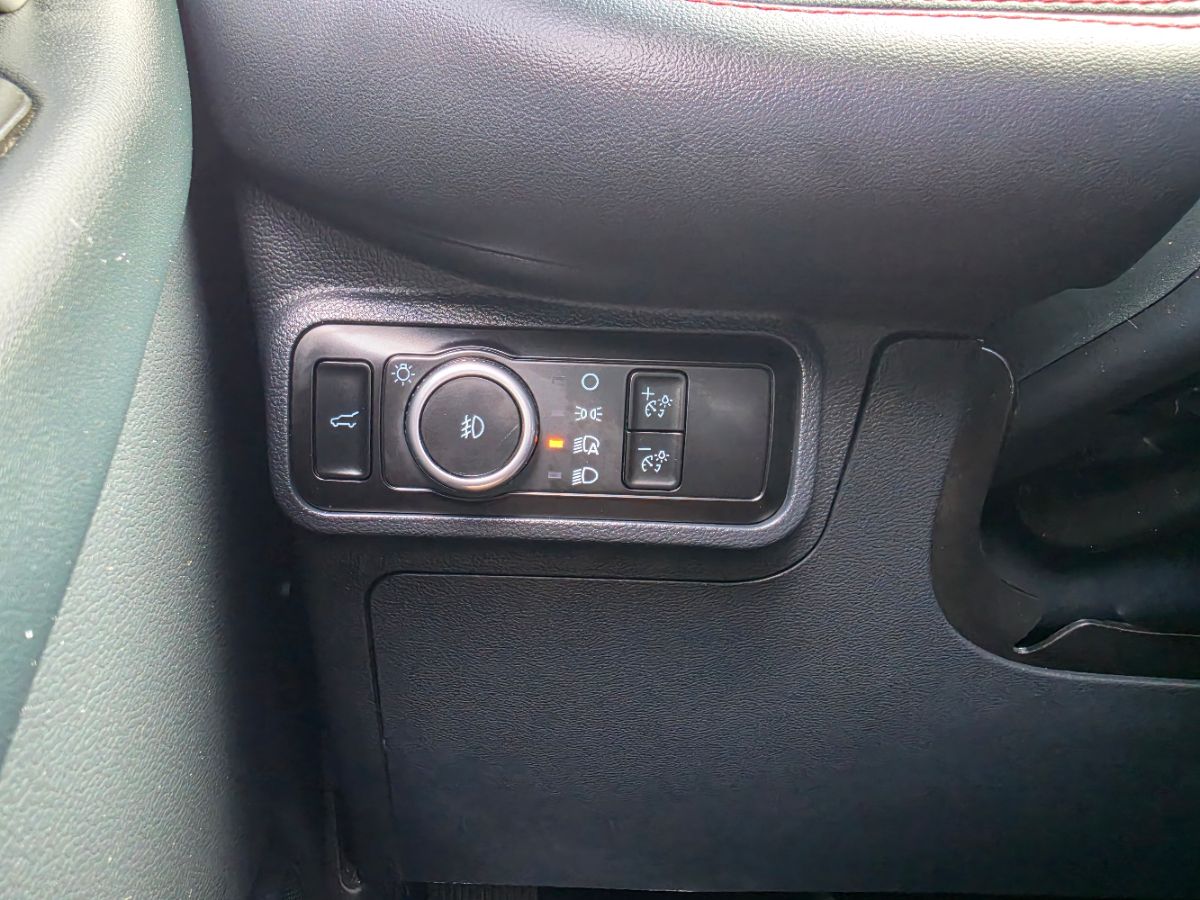 Ford Explorer photo 37