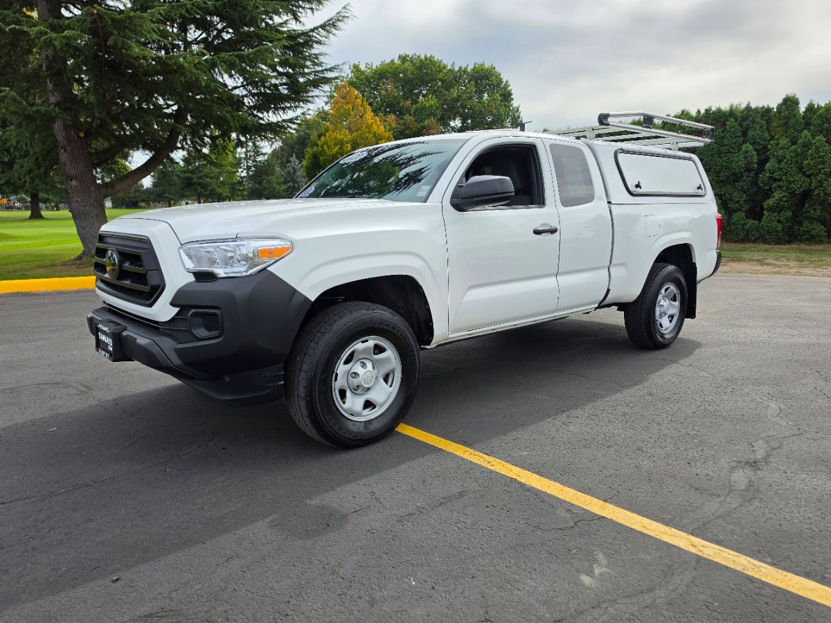 Toyota Tacoma photo 4
