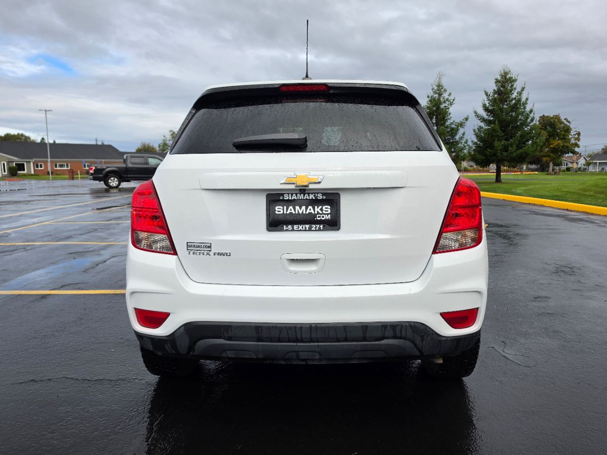 Photo 20 of this Chevrolet Trax