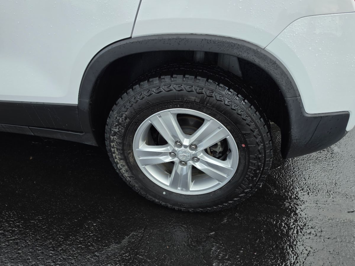 Photo 25 of this Chevrolet Trax