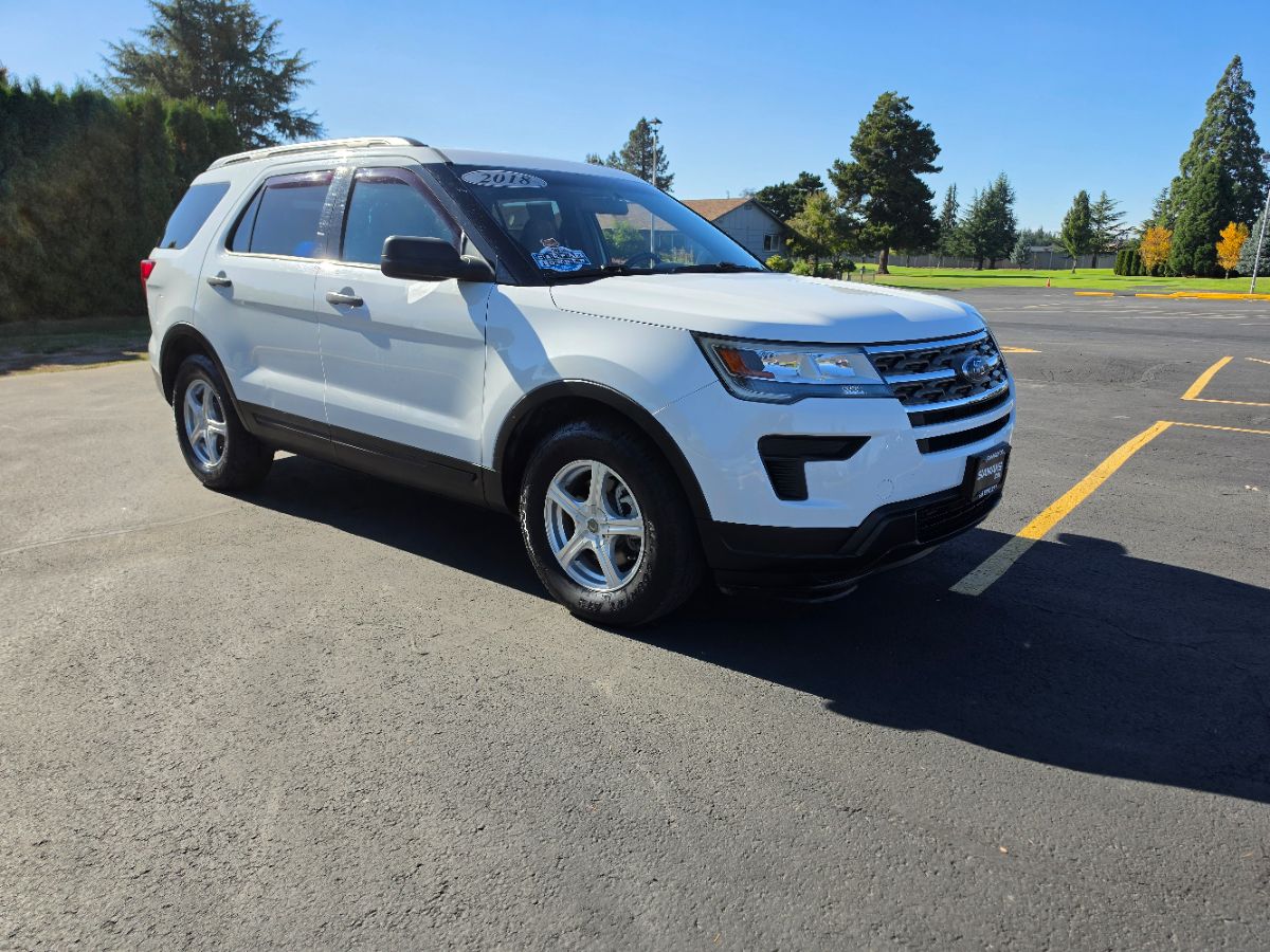 Ford Explorer photo 7