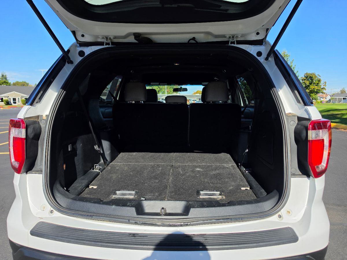 Ford Explorer photo 24