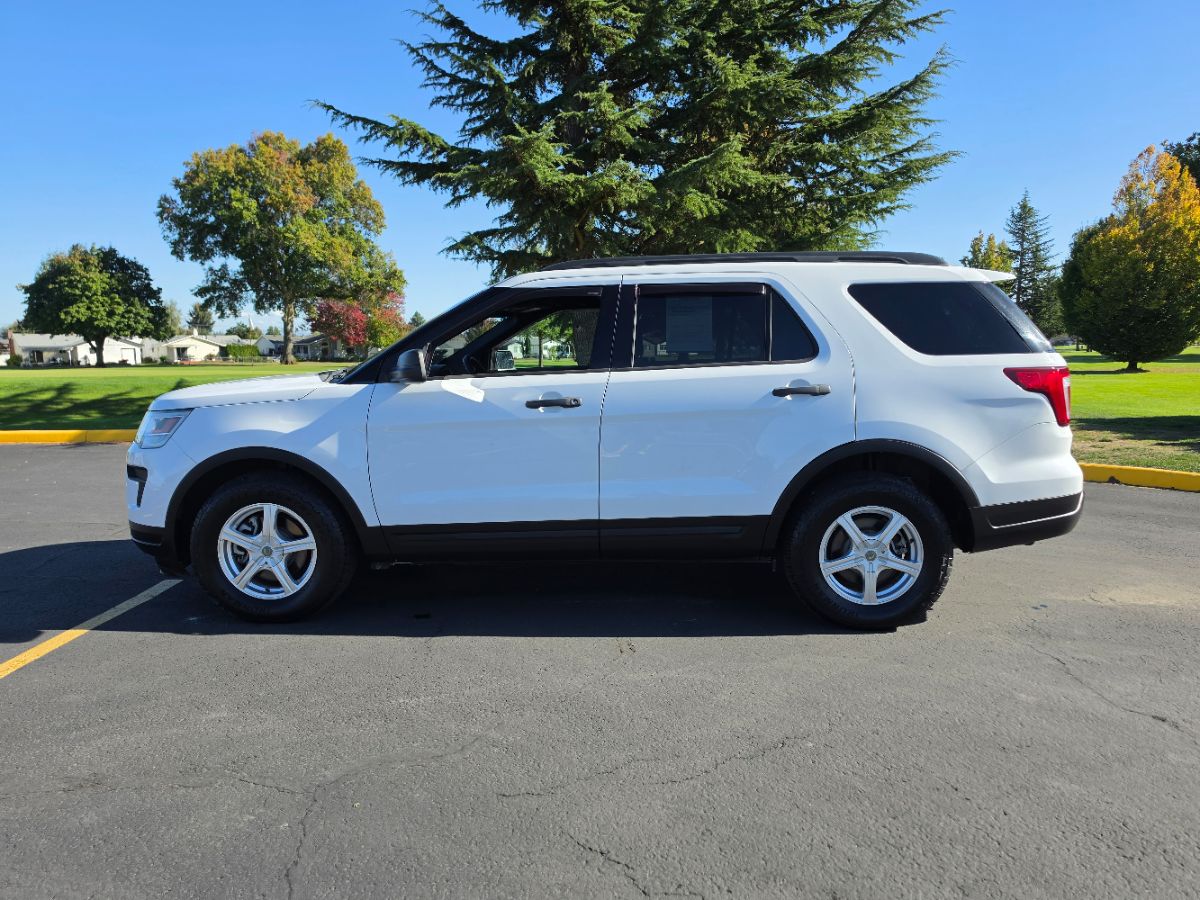 Ford Explorer photo 26