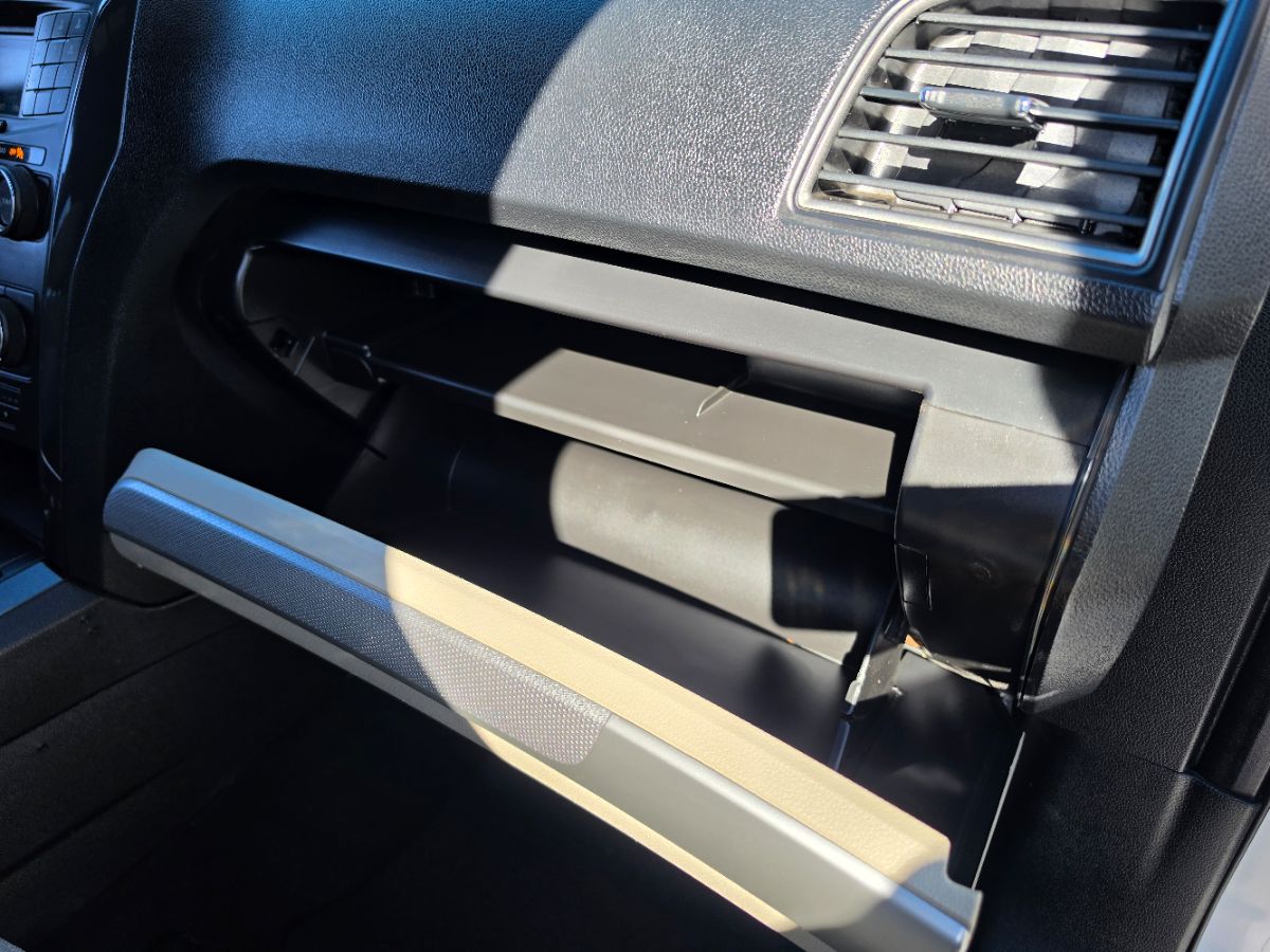 Ford Explorer photo 16