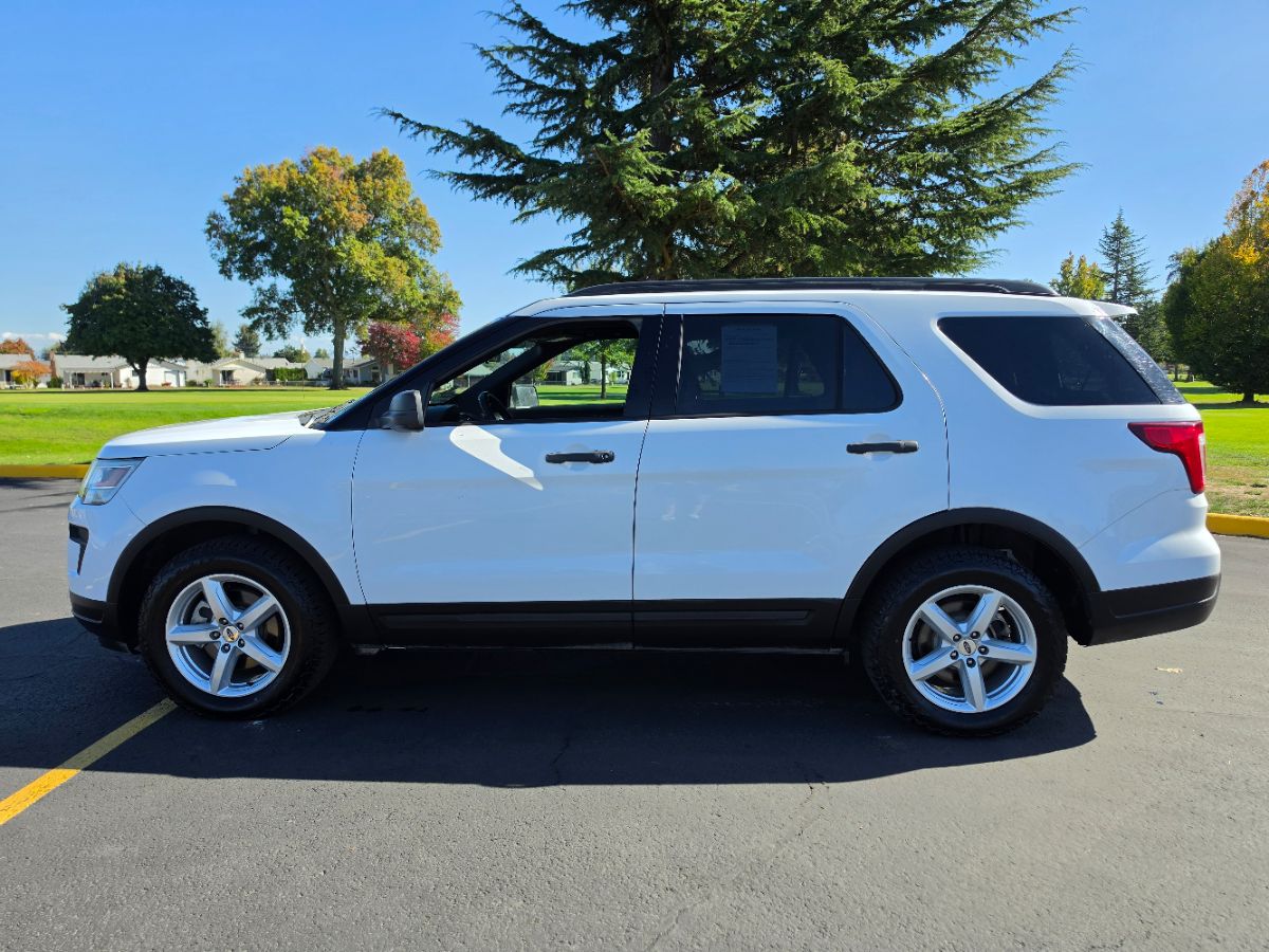 Ford Explorer photo 27