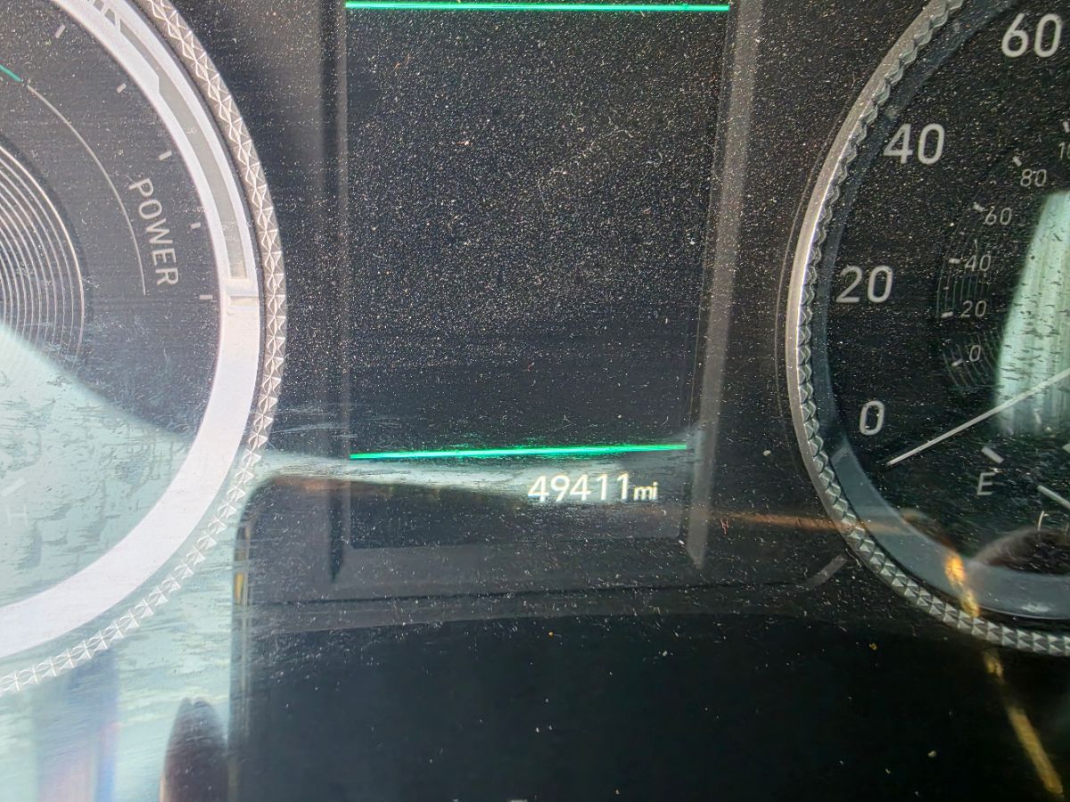 Photo 32 of this Hyundai Sonata Hybrid