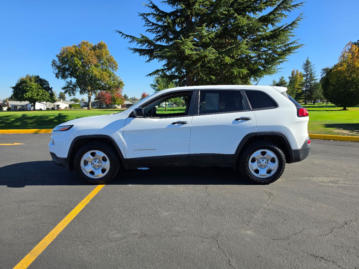 Jeep Cherokee photo 24