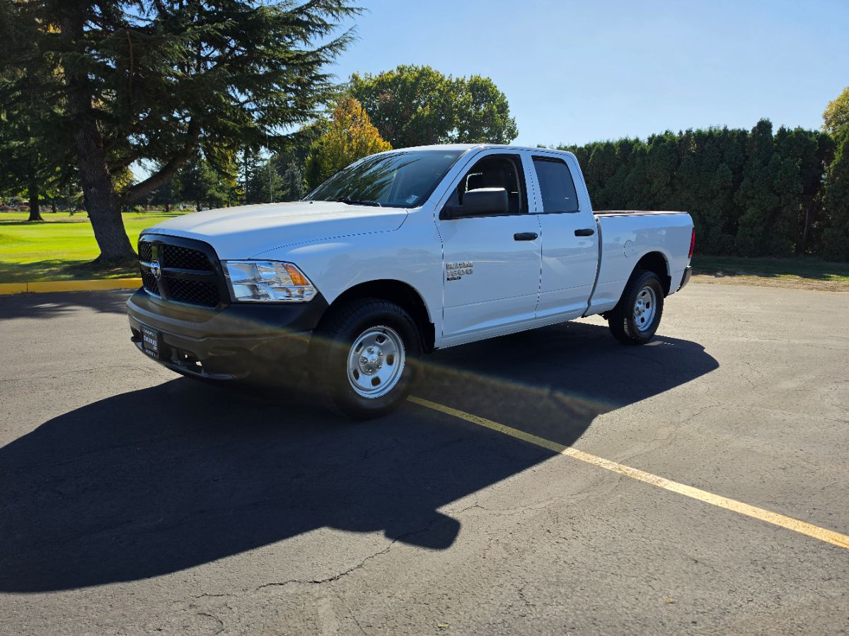 Photo 4 of this Ram 1500 Classic